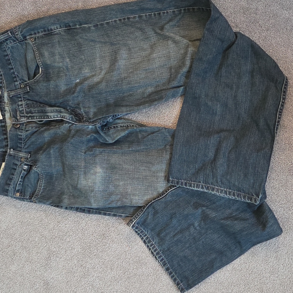 Levi's Relaxed Fit Dark Blue Jeans